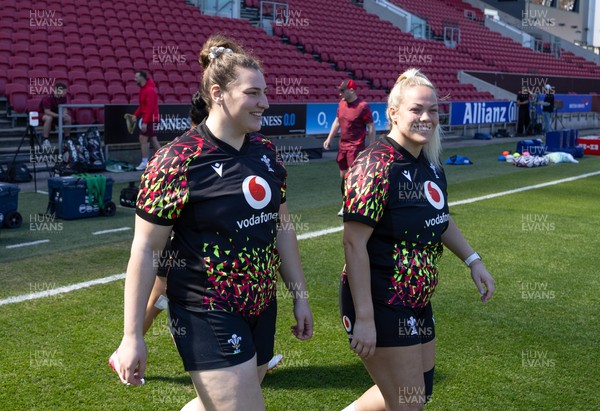 240426 - Wales Women’s Rugby Captain’s Run - Gwenllian Pyrs and Kelsey Jones during Captain’s Run at Ashton Gate, ahead of the Women’s 6 Nations match against England