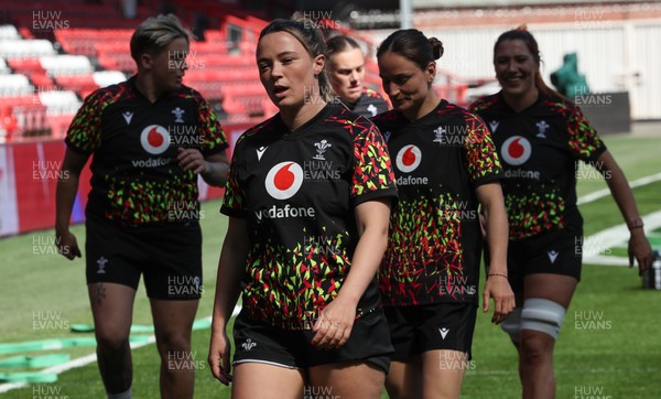 240426 - Wales Women’s Rugby Captain’s Run - Alisha Joyce, with Jasmine Joyce behind her, during Captain’s Run at Ashton Gate, ahead of the Women’s 6 Nations match against England