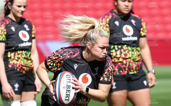 240426 - Wales Women’s Rugby Captain’s Run - Kelsey Jones during Captain’s Run at Ashton Gate, ahead of the Women’s 6 Nations match against England