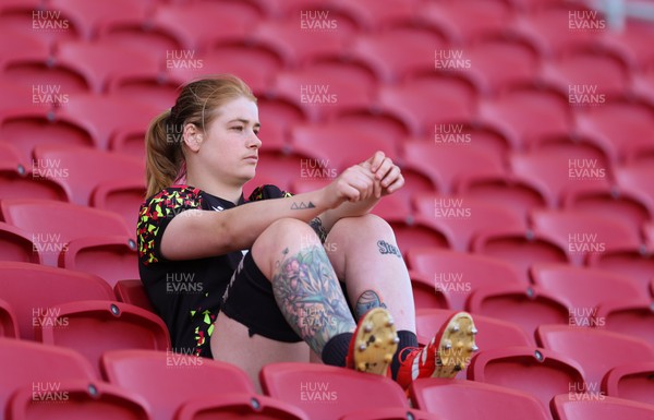 240426 - Wales Women’s Rugby Captain’s Run - Bethan Lewis during Captain’s Run at Ashton Gate, ahead of the Women’s 6 Nations match against England