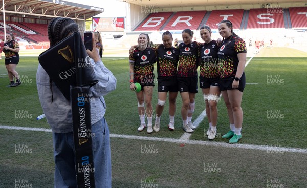 240426 - Wales Women’s Rugby Captain’s Run - Keira Bevan, Jenna De Vera, Jasmine Joyce, Alisha Joyce and Maisie Davies during Captain’s Run at Ashton Gate, ahead of the Women’s 6 Nations match against England