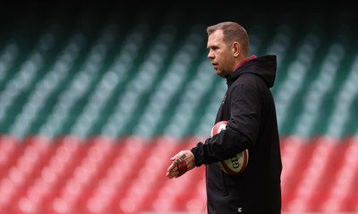 260424 - Wales Women Rugby Captain’s Run - Ioan Cunningham, Wales Women head coach, during Captain’s Run at the Principality Stadium ahead of Wales’ Guinness Women’s 6 Nations match against Italy 