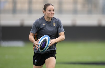 260425 - Wales Women Captains Run - Jasmine Joyce during Captains Run ahead of Wales’ final Guinness Women’s Six Nations match against Italy