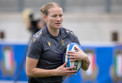 260425 - Wales Women Captains Run - Carys Cox during Captains Run ahead of Wales’ final Guinness Women’s Six Nations match against Italy