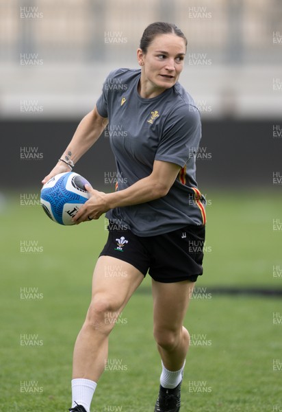 260425 - Wales Women Captains Run - Jasmine Joyce during Captains Run ahead of Wales’ final Guinness Women’s Six Nations match against Italy
