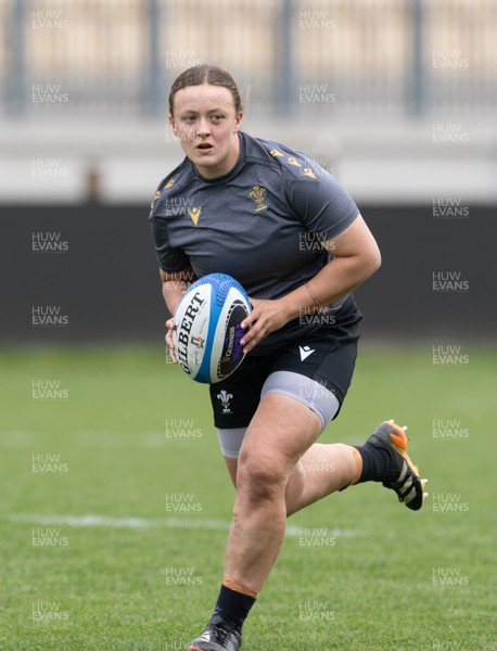 260425 - Wales Women Captains Run - Lleucu George during Captains Run ahead of Wales’ final Guinness Women’s Six Nations match against Italy