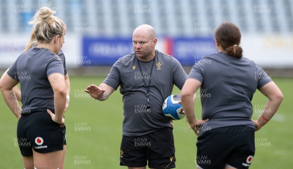 260425 - Wales Women Captains Run -Sean Lynn, Wales Women head coach during Captains Run ahead of Wales’ final Guinness Women’s Six Nations match against Italy