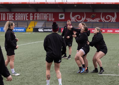 120424 - Wales Women Rugby Walkthrough - The Wales team go through some warm up games during Captain’s Walkthrough and kickers session at Virgin Media Park, Cork, ahead of Wales’ Women’s 6 Nations match against Ireland