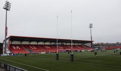 120424 - Wales Women Rugby Walkthrough - A general view of the Virgin Media Park during Captain’s Walkthrough and kickers session ahead of Wales’ Women’s 6 Nations match against Ireland