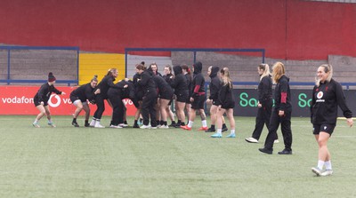 120424 - Wales Women Rugby Walkthrough - The Wales team walk through a session during Captain’s Walkthrough and kickers session at Virgin Media Park, Cork, ahead of Wales’ Women’s 6 Nations match against Ireland