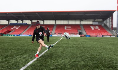 120424 - Wales Women Rugby Walkthrough - Keira Bevan during the kickers session at Virgin Media Park, Cork, ahead of Wales’ Women’s 6 Nations match against Ireland