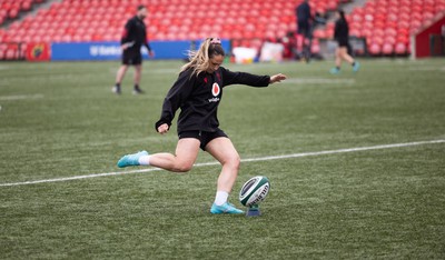 120424 - Wales Women Rugby Walkthrough - Kayleigh Powell during the kickers session at Virgin Media Park, Cork, ahead of Wales’ Women’s 6 Nations match against Ireland