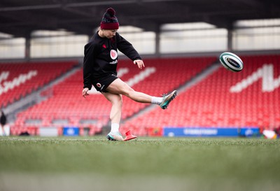 120424 - Wales Women Rugby Walkthrough - Keira Bevan during the kickers session at Virgin Media Park, Cork, ahead of Wales’ Women’s 6 Nations match against Ireland