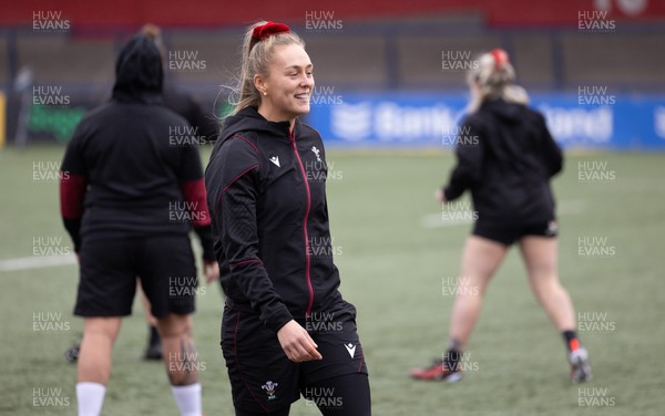120424 - Wales Women Rugby Walkthrough - Hannah Jones during Captain’s Walkthrough and kickers session at Virgin Media Park, Cork, ahead of Wales’ Women’s 6 Nations match against Ireland