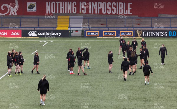 120424 - Wales Women Rugby Walkthrough - The Wales team walk through a session during Captain’s Walkthrough and kickers session at Virgin Media Park, Cork, ahead of Wales’ Women’s 6 Nations match against Ireland