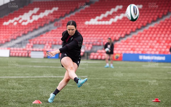 120424 - Wales Women Rugby Walkthrough - Sian Jones during the kickers session at Virgin Media Park, Cork, ahead of Wales’ Women’s 6 Nations match against Ireland
