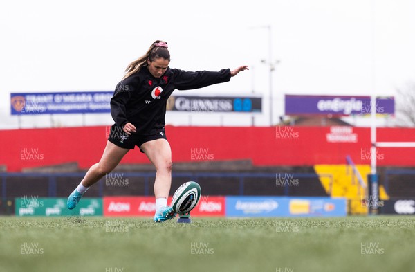 120424 - Wales Women Rugby Walkthrough - Kayleigh Powell during the kickers session at Virgin Media Park, Cork, ahead of Wales’ Women’s 6 Nations match against Ireland