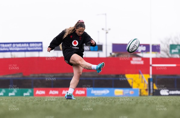 120424 - Wales Women Rugby Walkthrough - Kayleigh Powell during the kickers session at Virgin Media Park, Cork, ahead of Wales’ Women’s 6 Nations match against Ireland