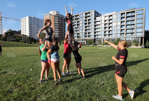 250822 - Wales Women Rugby Community Engagement in Canada - Wales’ Alisha Butchers working with Halifax RFC Junior Girls during a training session in Halifax, Canada