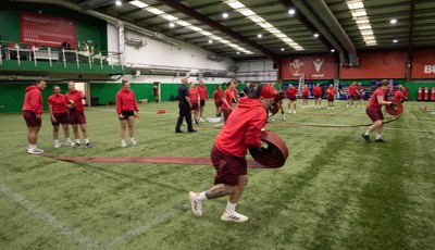 040526 - Wales Women Rugby with South Wales Fire Service - Wales International Squad member and South Wales Fire Service fire fighter Jenni Scoble brings her colleagues from Blue Watch Roath to meet and take part in team building with her Wales team members Donna Rose takes part in the team exercise