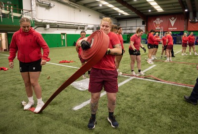 040526 - Wales Women Rugby with South Wales Fire Service - Wales International Squad member and South Wales Fire Service fire fighter Jenni Scoble brings her colleagues from Blue Watch Roath to meet and take part in team building with her Wales team members Bethan Lewis takes part in the team exercise