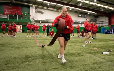040526 - Wales Women Rugby with South Wales Fire Service - Wales International Squad member and South Wales Fire Service fire fighter Jenni Scoble brings her colleagues from Blue Watch Roath to meet and take part in team building with her Wales team members Kelsey Jones takes part in the team exercise