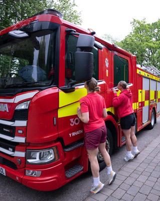 040526 - Wales Women Rugby with South Wales Fire Service - Wales International Squad member and South Wales Fire Service fire fighter Jenni Scoble brings her colleagues from Blue Watch Roath to meet and take part in team building with her Wales team members