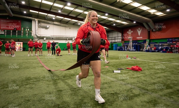 040526 - Wales Women Rugby with South Wales Fire Service - Wales International Squad member and South Wales Fire Service fire fighter Jenni Scoble brings her colleagues from Blue Watch Roath to meet and take part in team building with her Wales team members Kelsey Jones takes part in the team exercise