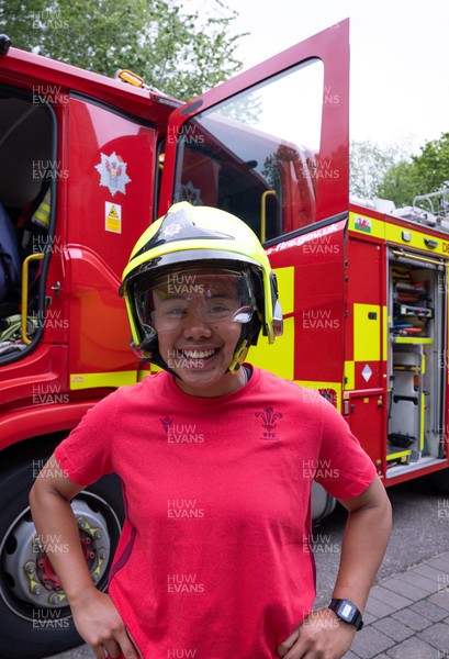 040526 - Wales Women Rugby with South Wales Fire Service - Wales International Squad member and South Wales Fire Service fire fighter Jenni Scoble brings her colleagues from Blue Watch Roath to meet and take part in team building with her Wales team members