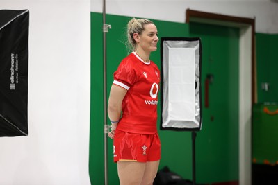 170325 - Wales Women Rugby  Squad Portraits Behind the scenes - Kerin Lake