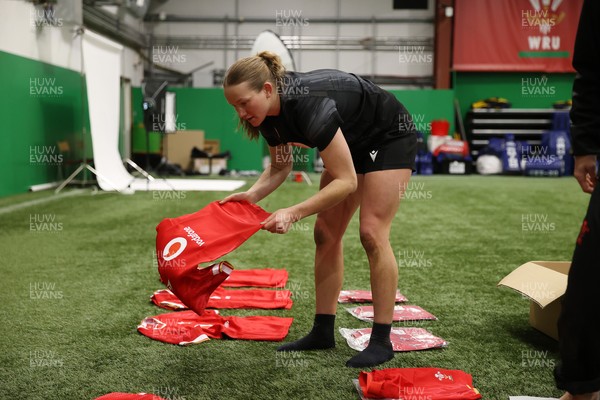 170325 - Wales Women Rugby  Squad Portraits Behind the scenes - Carys Cox