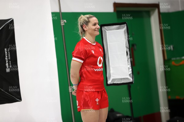 170325 - Wales Women Rugby  Squad Portraits Behind the scenes - Kerin Lake