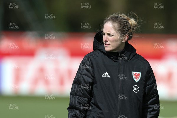 060421 Wales Women Football Training Session - New Wales Women football manager Gemma Grainger during training session ahead of their match against Canada