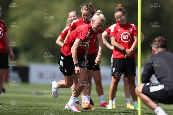 080621 - Wales Women Football Training - Sophie Ingle during training