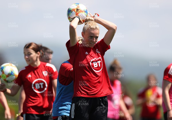 140621 - Wales Women Football Training - Sophie Ingle during training