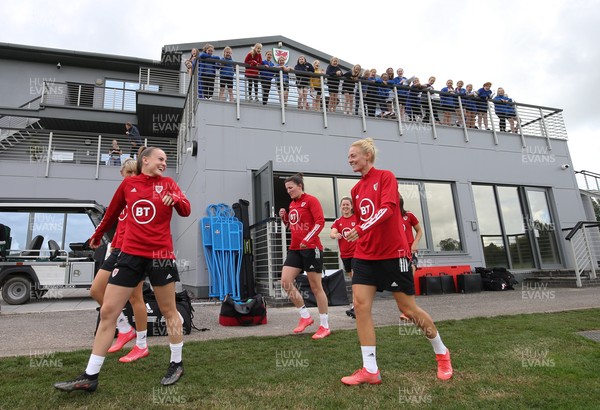 160921 - Wales Women Football Training Session - Pupils from Dolau Primary School, Llanharan, cheer on members of the Wales Women's Football team as they come out for a training session  ahead of their opening 2023 FIFA Women’s World Cup Qualifying Round matches against Kazakhstan and Estonia