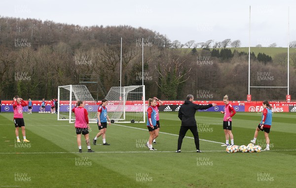170221 - Wales Women Football Training Session - Interim assistant coach Matty Jones issues instructions during a Wales Women training session