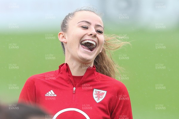 191021 - Wales Women Football Training - Hannah Cain during a Wales Women training session ahead of the World Cup Qualifying matches against Slovenia and Estonia