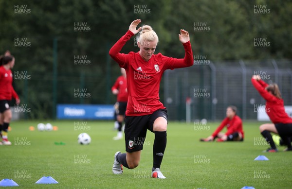 280818 - Wales Women Football Training - Sophie Ingle during training