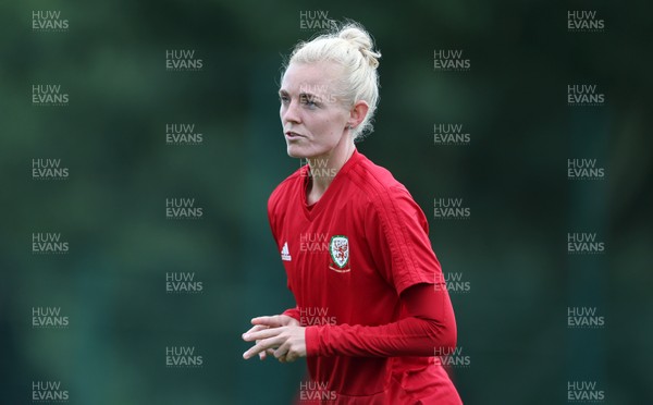 280818 - Wales Women Football Training - Sophie Ingle during training