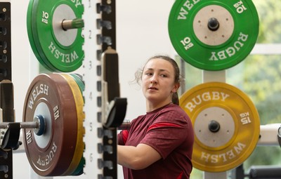 140426 - Wales Women Gym and Dojo Training session - Kendall Waudby during a gym session ahead of their match against France 