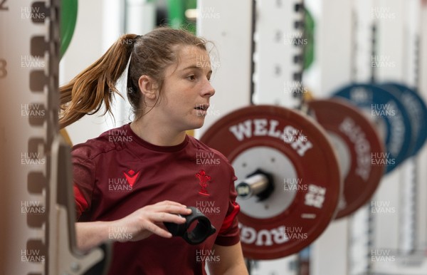 140426 - Wales Women Gym and Dojo Training session - Kate Williams during a gym session ahead of their match against France 