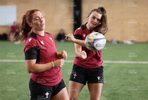 131023 - Wales Women Conditioning Session - Bryonie King and Georgia Evans during a skills and conditioning session on Wales’ first full day in Wellington, New Zealand ahead of the start of WXV1