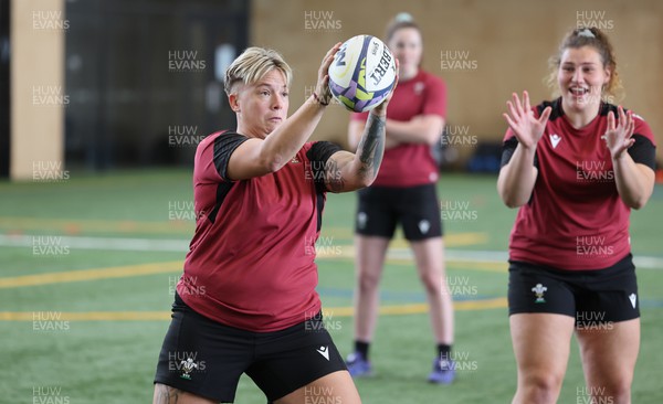 131023 - Wales Women Conditioning Session - Donna Rose and Gwenllian Pyrs during a skills and conditioning session on Wales’ first full day in Wellington, New Zealand ahead of the start of WXV1