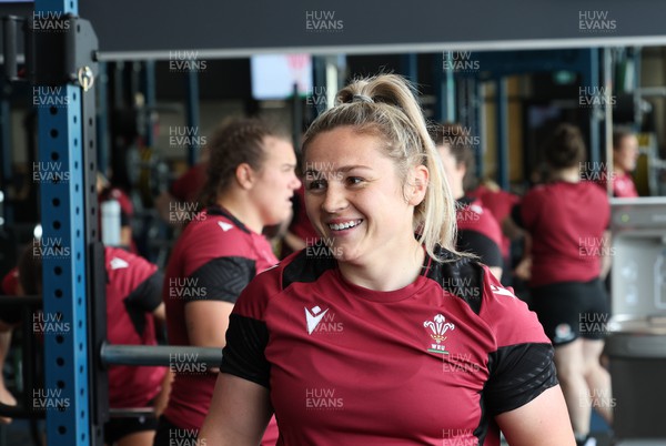 131023 - Wales Women Conditioning Session - Hannah Bluck during a gym session on Wales’ first full day in Wellington, New Zealand ahead of the start of WXV1