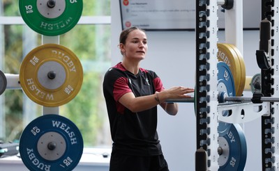 020424 - Wales Women’s Rugby Gym Session - Jasmine Joyce during a gym session ahead of Wales’ next Women’s 6 Nations match against Ireland