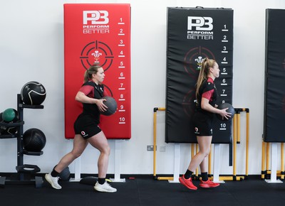 020424 - Wales Women’s Rugby Gym Session - Amelia Tutt and Hannah Jones during a gym session ahead of Wales’ next Women’s 6 Nations match against Ireland