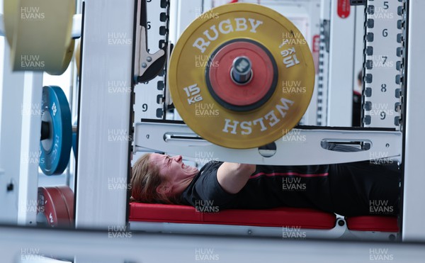 020424 - Wales Women’s Rugby Gym Session - Lisa Neumann during a gym session ahead of Wales’ next Women’s 6 Nations match against Ireland