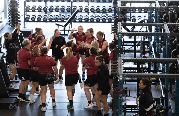 161023 - Wales Women Gym Session - Members of the Wales Women’s team ahead of a gym and weights session 