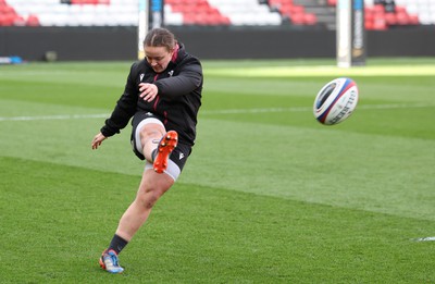 290324 - Wales Women Rugby Kickers Session - Lleucu George during a kickers session at Ashton Gate ahead of the Guinness Women’s 6 Nations match against England 